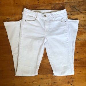American Eagle Super Stretch White Flare Jeans